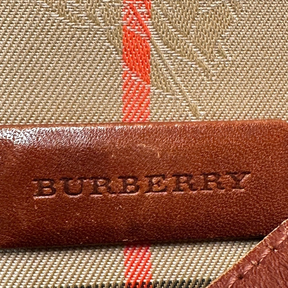 Burberry Nova Check Canvas & Leather Messenger Shoulder Bag - Picture 2 of 13